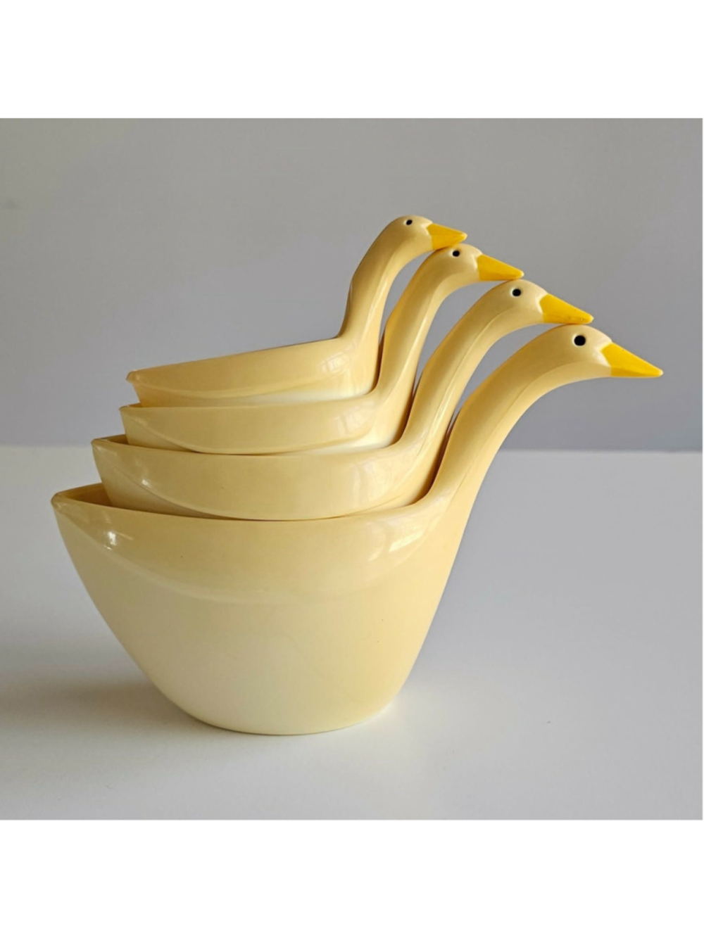 Vintage AVON Nesting Goose Measuring Cups - Set of 4 Melamine - MCM Style